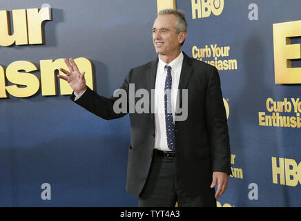 Robert F. Kennedy, Jr. kommt auf dem roten Teppich an der Jahreszeit Zügeln Sie Ihre Begeisterung" 9 Premiere in der SVA Theater am 27. September 2017 in New York City. Foto von John angelillo/UPI Stockfoto
