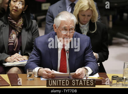 Us-Staatssekretär Rex Tillerson spricht im Sicherheitsrat der Vereinten Nationen auf Ministerebene auf Nordkorea bei den Vereinten Nationen in New York City am 15. Dezember 2017. Us-Staatssekretär Rex Tillerson verbindet Mitglieder des Sicherheitsrats der Vereinten Nationen am Freitag zu diskutieren Druck auf Nordkorea sein Atomwaffenprogramm aufzugeben. Foto von John angelillo/UPI Stockfoto