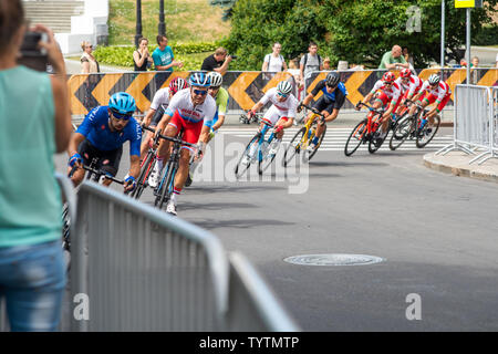 Minsk, Weißrussland - 23. Juni 2019: Das Radfahren Wettbewerbe der 2019 2. Europäische Spiele in Minsk, Herren Straßenrennen. Stockfoto