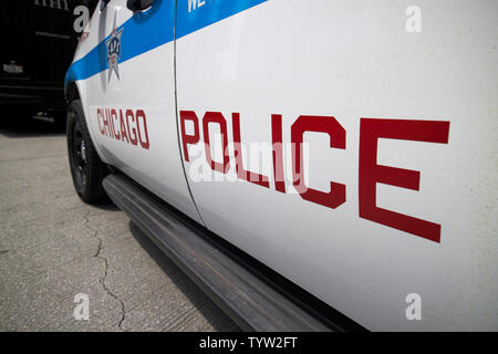 Chicago Polizei Lackierung an der Seite eines Chicago Police Department Chevrolet Tahoe SUV patrol Fahrzeug Chicago IL USA Stockfoto