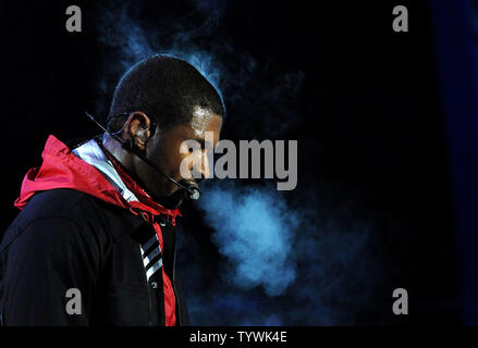 Recording Artist Usher führt bei einer Siegerehrung Während der olympischen Winterspiele von Vancouver 2010 in Whistler, Kanada am 27. Februar 2010. UPI/Kevin Dietsch Stockfoto