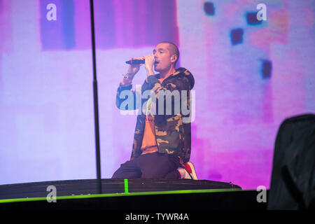 Landgraaf, Niederlande, 10. Juni 2019 Bastille Live at Pinkpop Festival 2019 © Roberto Finizio / Alamy durchführen Stockfoto