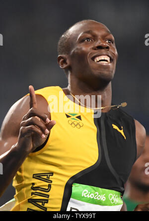 Goldmedaille des Gewinners Jamaika Usain Bolt gewinnt 100-M-Finale der Männer mit einer Zeit von 9,81 im Olympiastadion am Rio olympische Sommerspiele 2016 in Rio de Janeiro, Brasilien, am 14. August 2016. Foto von Terry Schmitt/UPI Stockfoto