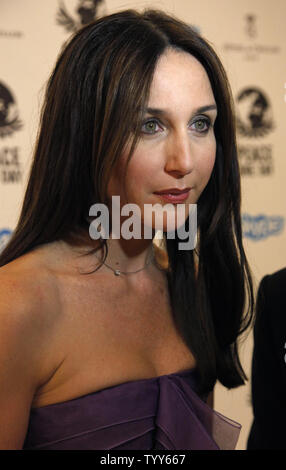 Schauspielerin Elsa Zylberstein kommt an einem Fotoshooting vor dem Peace One Day 10. Jahrestag Konzert im Grand Rex Theater in Paris am 19. September 2009. Peace One Day, eine gemeinnützige Organisation, organisiert das Konzert jährlich zeitgleich mit der Vereinten Nationen der Internationale Tag des Friedens jeden September 21. UPI Foto/David Silpa Stockfoto