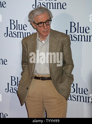 Woody Allen kommt an der Französischen Premiere des Filmes "Blue Jasmine" in Paris am 27. August 2013. UPI/David Silpa. Stockfoto