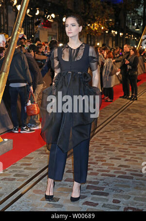 Katherine Waterston besucht die Weltpremiere des Films "Fantastisches Tiere: Die Verbrechen von Grindelwald" in Paris am 8. November 2018. Foto von David Silpa/UPI. Stockfoto