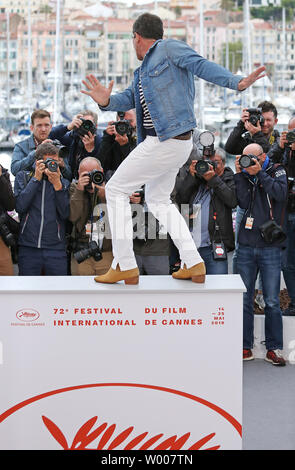 Antonio Banderas ist an einem Fotoshooting für den Film "Schmerz und Herrlichkeit" während die 72. jährliche Internationale Filmfestspiele von Cannes in Cannes, Frankreich am 18. Mai 2019. Foto von David Silpa/UPI Stockfoto