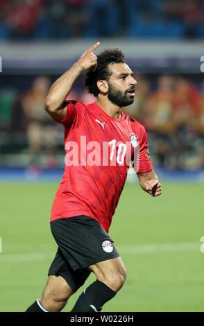 Kairo, Ägypten. 26 Juni, 2019. Mohamed Salah Mahrous Ghaly in Ägypten feiert sein Ziel während der 2019 Afrika Cup der Nationen ein Match zwischen Ägypten und der Demokratischen Republik Kongo in Kairo, Ägypten, am 26. Juni 2019. Credit: Ahmed Gomaa/Xinhua/Alamy leben Nachrichten Stockfoto