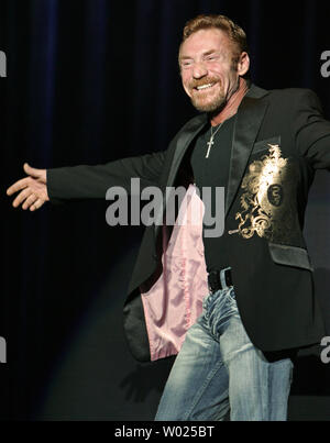 Schauspieler/Schauspieler Danny Bonaduce führt als Teil seiner 'Danny Bonaduce und Freunde zeigen Pechanga Resort's Indian Reservation und das Kasino in Temecula, Kalifornien am 12. Januar 2007. (UPI Foto/Roger Williams). Stockfoto