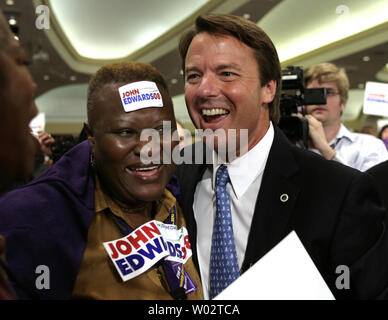 Demokratische Präsidentschaftskandidat, ehemaliger Senator John Edwards (D-NC) kommt an der Service Mitarbeiter Union Internationale Konferenz in Washington am 17. September 2007 zu sprechen. (UPI Foto/Yuri Gripas) Stockfoto