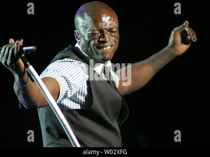 Dichtung führt im Konzert im Fillmore Miami Beach an der Jackie Gleason Theater in Miami Beach am 22. April 2009. UPI/Michael Busch Stockfoto