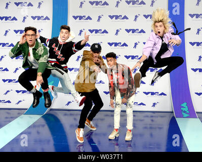 PrettyMuch kommt für die 34. jährlichen MTV Video Music Awards im Forum in Inglewood, Kalifornien, am 27. August 2017. Foto von Jim Ruymen/UPI Stockfoto