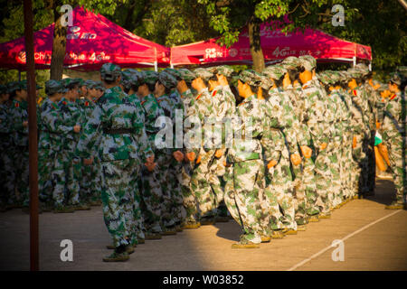 Die militärische Ausbildung von Hunan Universität für Wissenschaft und Technologie Stockfoto