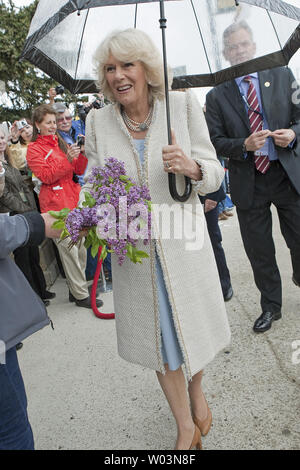 Camilla, Herzogin von Cornwall kommt für Ihre offizielle Willkommen in Saskatchewan an die Legislative Assembly Building in Regina am 23. Mai 2012 während der dritten Etappe der Royal Tour 2012 nach Kanada Teil des Queen Elizabeth Diamond Jubiläum feiern. UPI Foto/Heinz Ruckemann Stockfoto