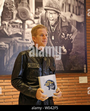 Matthew Modine kommt an der Eröffnung der Ausstellung mit dem Titel "Full Metal Jacket Tagebuch Redux", die im Rahmen der 7. jährlichen Rom International Film Festival in Rom am 10. November 2012. UPI/David Silpa Stockfoto