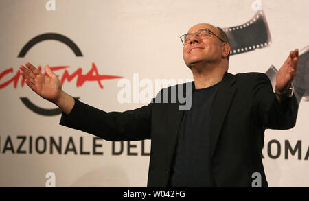 Carlo Verdone kommt an ein Foto für den Film "Carlo!" Während der 7. jährlichen Rom International Film Festival in Rom am 10. November 2012. UPI/David Silpa Stockfoto