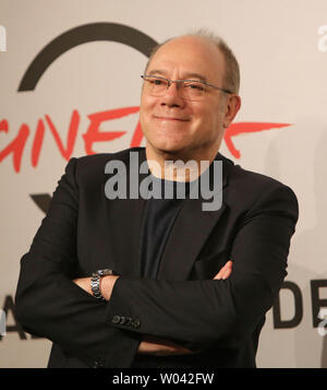 Carlo Verdone kommt an ein Foto für den Film "Carlo!" Während der 7. jährlichen Rom International Film Festival in Rom am 10. November 2012. UPI/David Silpa Stockfoto