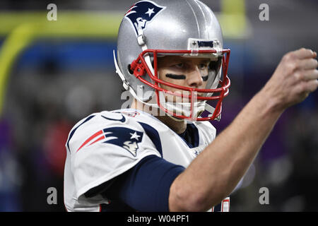 New England Patriots Quarterback Tom Brady feiert nach einem Touchdown im dritten Quartal Super Bowl LII an US-Bank Stadion in Minneapolis, Minnesota, am 4. Februar 2018. Die Adler versuchen, ihren ersten Titel, während die Patrioten, die nach ihrem sechsten Super Bowl wird gewinnen. Foto von Brian Kersey/UPI Stockfoto