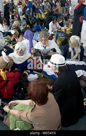 Besucher nehmen an der 41th jährliche Comic-Con International, der größten Comic und Pop Kultur Veranstaltung in Nordamerika, an der San Diego Convention Center am 23. Juli 2010. UPI/Earl Cryer Stockfoto