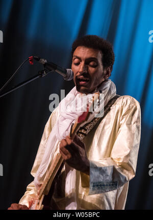 Maribor, Slowenien. 26 Juni, 2019. Tuareg Sänger und Gitarrist Bombino (Omara" Bombino" Moctar) gesehen wird, die auf der Bühne des Festival Fastenzeit Fastenzeit Festival ist das größte Musikfestival in Slowenien. Jeden Sommer von 1993 es ist Hosting Musiker und Künstler aus der ganzen Welt. Credit: SOPA Images Limited/Alamy leben Nachrichten Stockfoto