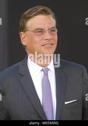 Aaron Sorkin kommt an der Premiere von 'Moneyball' im Paramount Theater der Künste in Oakland, Kalifornien am 19. September 2011. UPI/Mohammad Kheirkhah Stockfoto