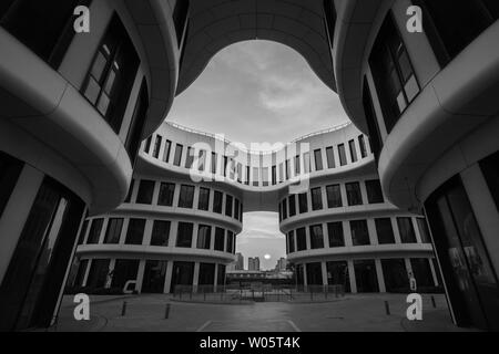 Hongqiao Business District Blütenblatt Gebäude Stockfoto