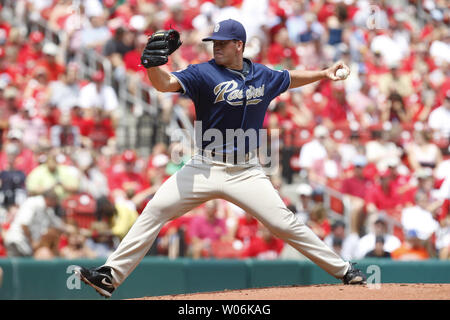 San Diego Padres Krug Clayton Richard liefert einen Pitch auf die St. Louis Cardinals im ersten Inning am Busch Stadium in St. Louis am 16. August 2009. St. Louis gewann das Spiel 7-5. UPI/Rechnung Greenblatt Stockfoto