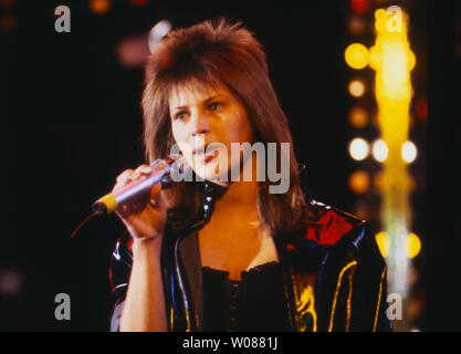 Nicki, deutsche Schlagersängerin und Komponistin, Deutschland 1987. Deutsche Schlager Sänger und Komponist Nicki, Deutschland 1987. Stockfoto