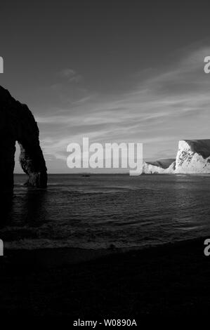 Durdle Door und Swyre Kopf auf Jurassic Coast in Dorset, England, Großbritannien Stockfoto