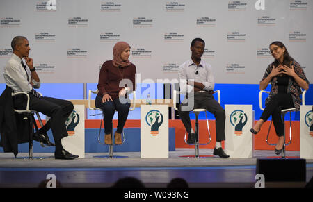 Präsident Barack Obama (L) führt eine Podiumsdiskussion mit (L-R) Mai Vermitteln von Ägypten, Jean Bosco Nzeyimana von Ruanda, Mariana Costa Checa von Peru, bei der Global Entrepreneurship Summit 2016 an der Stanford University in Palo Alto, Kalifornien, am 24. Juni 2016. GES Ziel amerikanischer Unternehmer und Investoren mit internationalen Kollegen zu verbinden. Foto von Terry Schmitt/UPI Stockfoto