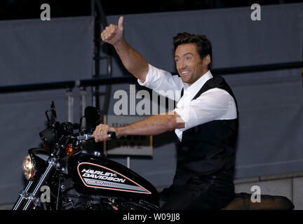 Schauspieler Hugh Jackman besucht die Japan Premiere des Films "X-Men Origins: Wolverine" in Tokio, Japan, am 3. September 2009. UPI/Keizo Mori Stockfoto