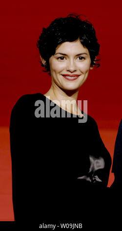 Die französische Schauspielerin Audrey Tautou besucht die japanische Erstaufführung des Films "Coco Avant Chanel" in Tokio, Japan, am 7. September 2009. UPI/Keizo Mori Stockfoto