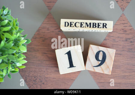 Dezember Monat mit Blatt auf rautenmuster Tabelle für Hintergrund. Stockfoto