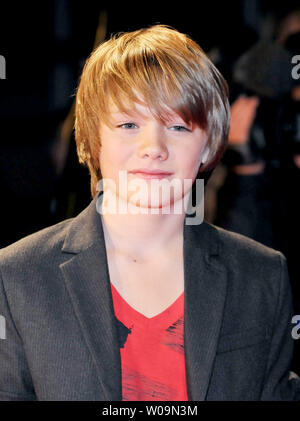 Kind Schauspieler Dakota Goyo besucht die Japan Premiere für den Film "Real Steel" in Tokio, Japan, am 29. November 2011. Der Film wird am 9. Dezember in Japan. UPI/Keizo Mori Stockfoto