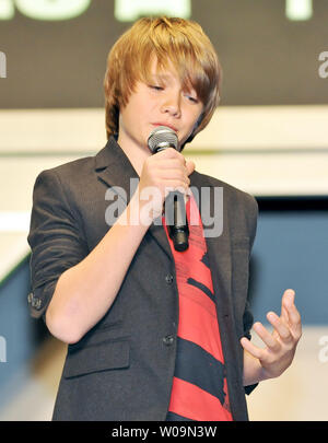 Kind Schauspieler Dakota Goyo besucht die Japan Premiere für den Film "Real Steel" in Tokio, Japan, am 29. November 2011. Der Film wird am 9. Dezember in Japan. UPI/Keizo Mori Stockfoto