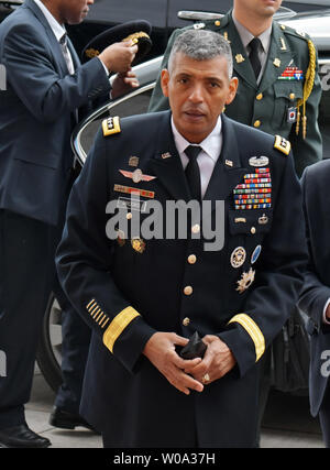 Us-General Vincent Brooks, Kommandant der Vereinten Nationen Befehl, US-Streitkräfte Korea und kombinierten Kräfte Befehl in der Nationalversammlung in Seoul, Südkorea am 10. Mai 2017 eingegangen ist. Foto von keizo Mori/UPI Stockfoto