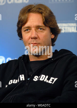 Russell Crowe besucht das Toronto International Film Festival Pressekonferenz für "ein gutes Jahr" im Sutton Place Hotel in Toronto, Kanada, am 9. September 2006. (UPI Foto/Christine Kauen) Stockfoto