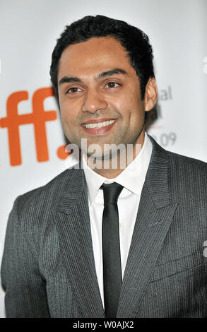 Schauspieler Abhay Deol kommt für das Toronto International Film Festival Premiere von 'Road Movie' im Winter Garden Theatre in Toronto, Kanada, am 18. September 2009. UPI/Christine Kauen Stockfoto