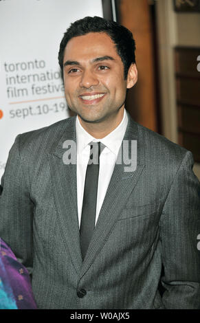 Schauspieler Abhay Deol kommt für das Toronto International Film Festival Premiere von 'Road Movie' im Winter Garden Theatre in Toronto, Kanada, am 18. September 2009. UPI/Christine Kauen Stockfoto