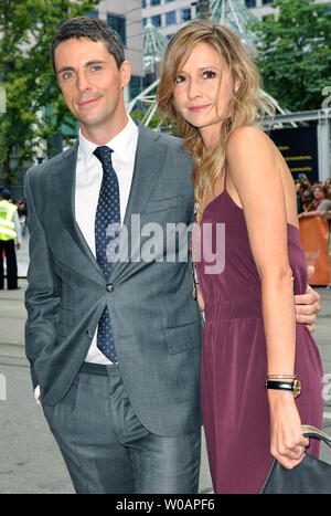 Matthew Goode und seiner Frau Sophie Dymoke ankommen Auf dem Toronto International Film Festival Premiere von "die Nachahmung Spiel 'an der Prinzessin von Wales Theatre in Toronto, Kanada, am 10. September 2014. UPI/Christine Kauen Stockfoto