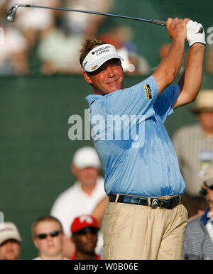 Nordirlands Darren Clarke zeigt Zeichen der Wärme Golfspieler konfrontiert, wie sie erste Runde spielen während der 89Th PGA Championship fangen bei Southern Hills Country Club in Tulsa, Oklahoma am 9. August 2007. (UPI Foto/Gary C. Caskey Stockfoto