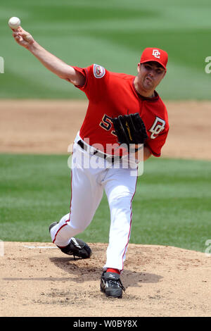 Washington Nationals Krug Jason Bergmann (57) Plätze im 2. Inning gegen die Baltimore Orioles am 29. Juni 2008 an den Angehörigen Park in Washington. (UPI Foto/Mark Goldman) Stockfoto