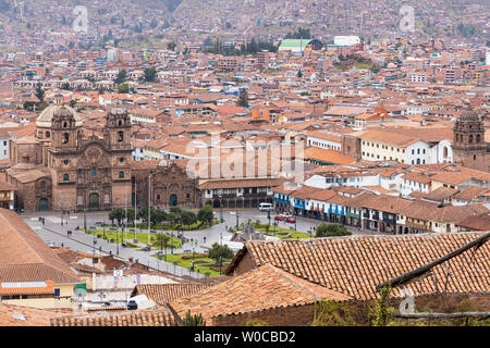 Luftbild vom Mirador de San Cristobel über Cusco, Peru, Südamerika, Stockfoto