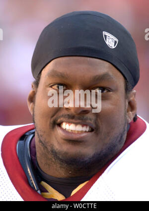 Washington Redskins Linebacker LaVar Arrington (56), die Redskins ...