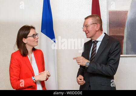 Riga, Lettland. 27. Juni 2019. Die fabelhafte Welt der Amélie de Montchalin, Staatssekretär für europäische Angelegenheiten Frankreichs und Edgars Rinkevics, Minister für auswärtige Angelegenheiten Lettlands, während der Konferenz. Credit: gints Ivuskans/Alamy leben Nachrichten Stockfoto