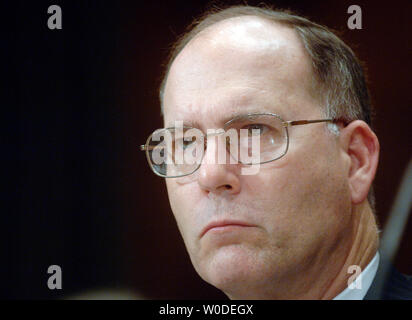 Assistant Armee Sekretär für Tiefbau Johannes Paul Woodley bezeugt auf die Armee Korps der Ingenieure im Haushaltsjahr Anfrage in Washington 2008 am 15. März 2007. (UPI Foto/Kevin Dietsch) Stockfoto