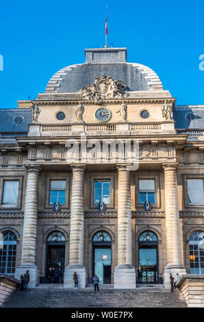 Frankreich, Paris, 4. Arrondissement, Ile de la Cité, Palais de Justice (Gerichtsgebäude) vom Boulevard du Palais gesehen Stockfoto