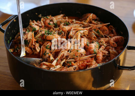 Traditionelle mediterrane Küche - Garnele Gericht. Stockfoto
