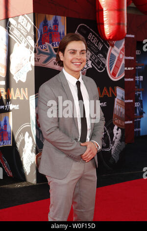 Juni 26, 2019 - Los Angeles, CA, USA - LOS ANGELES - Jun 26: Jake T Austin an der ''Spider-Man weit weg von zu Hause'' Premiere auf der TCL Chinese Theater IMAX am 26. Juni 2019 in Los Angeles, CA (Credit Bild: © Kay Blake/ZUMA Draht) Stockfoto