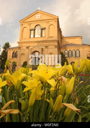 Die Kirche auf dem Berg St. Grab, ein Franziskanerkloster und Kommissariat des Heiligen Landes in Amerika, ist in Washington am 12. Juli 2009 gesehen. (UPI Foto/Roger L. Wollenberg) Stockfoto